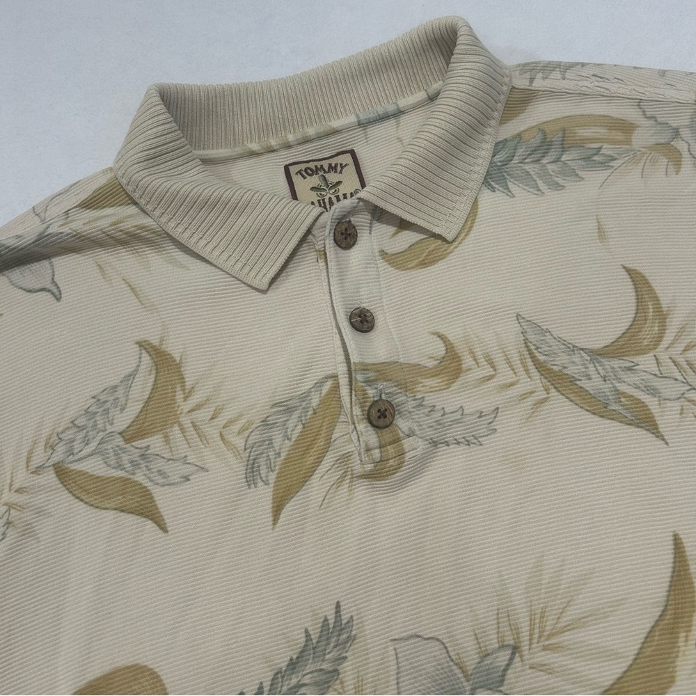 Tommy Bahama Men's XL Beige Silk Blend Hawaiian Floral Short‎ Sleeve Polo Shirt